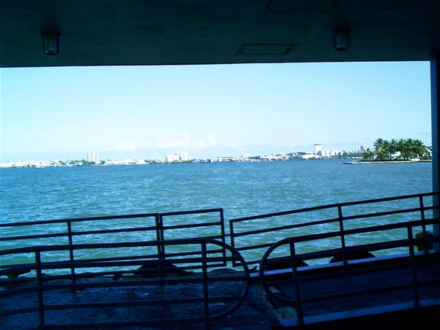 618x457 pixels (40K)